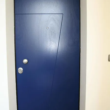 Hungaria 아파트호텔