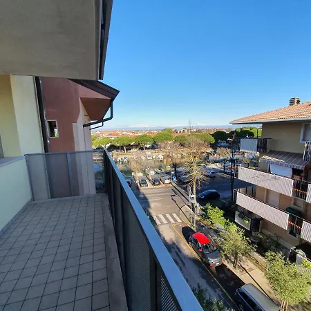 Hungaria 아파트호텔 그라도