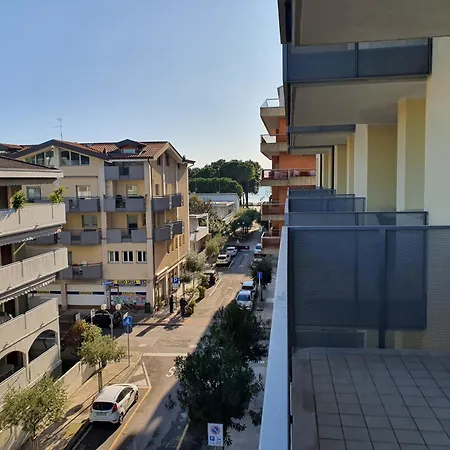 Aparthotel Hungaria Grado