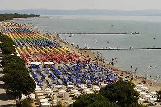 Aparthotel Hungaria Grado