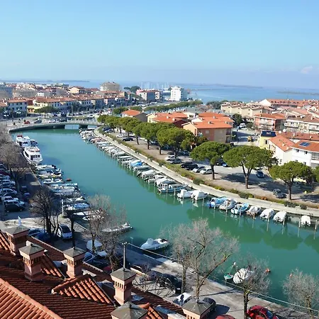Aparthotel Hungaria 4*